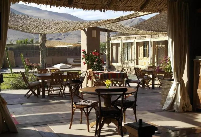 Wara Hotel & Experience