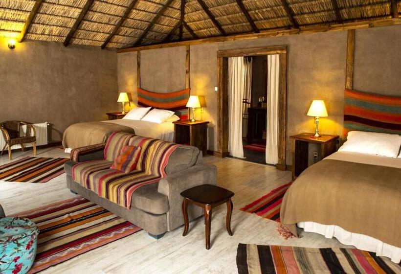 Wara Hotel & Experience