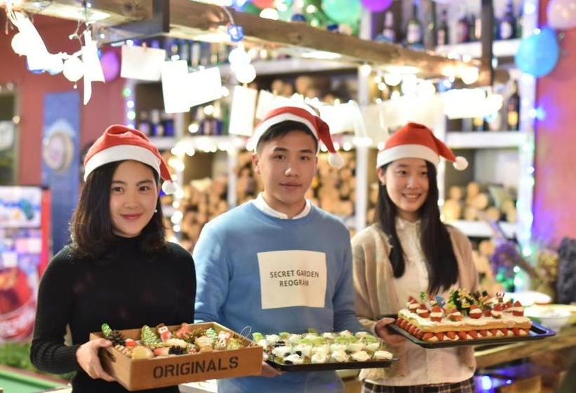 Szálló House & White Lakeside Lodge