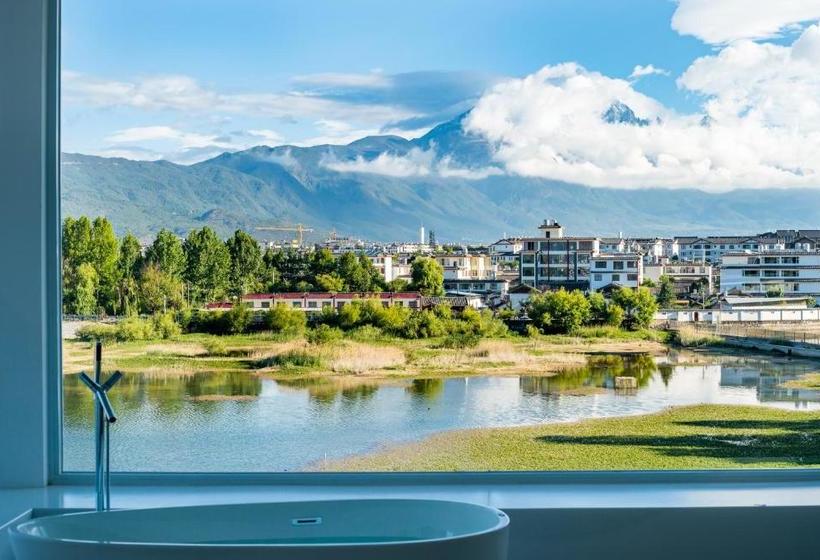 Szálló House & White Lakeside Lodge