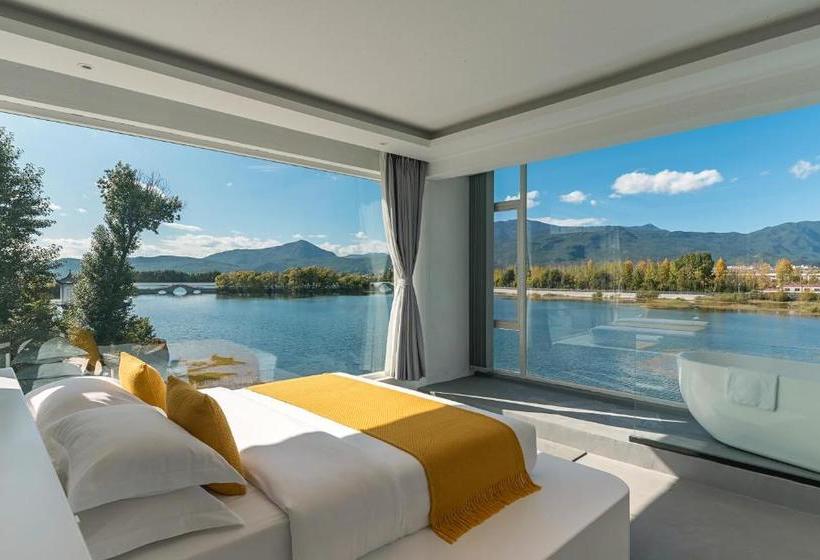 Szálló House & White Lakeside Lodge