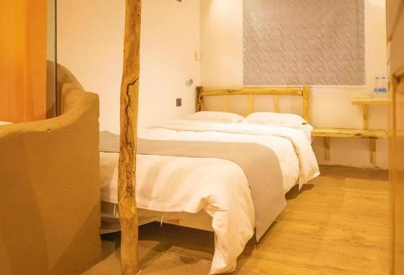 Hostel Right Here