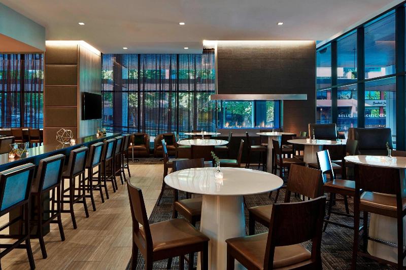 Ac Hotel By Marriott Seattle Bellevue/downtown