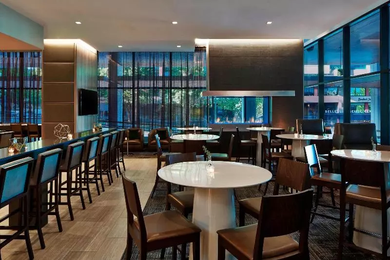 Ac Hotel By Marriott Seattle Bellevue/downtown