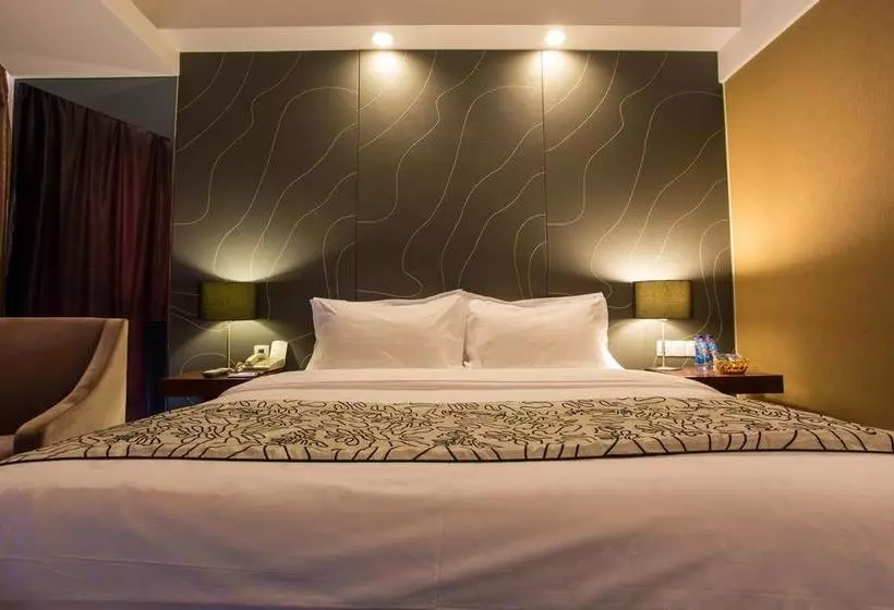 Hotelli Jinjiang Metropolo Fuzhou Cangshan