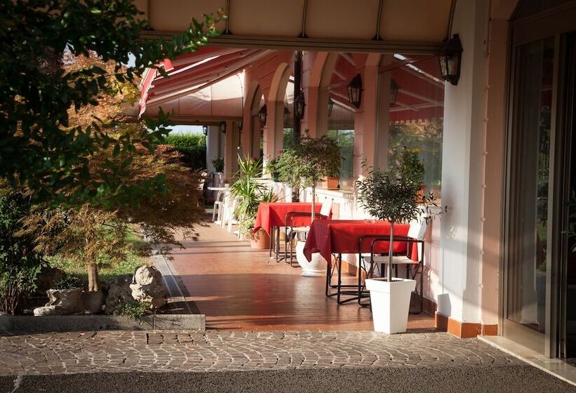 בית מלון כפרי Master