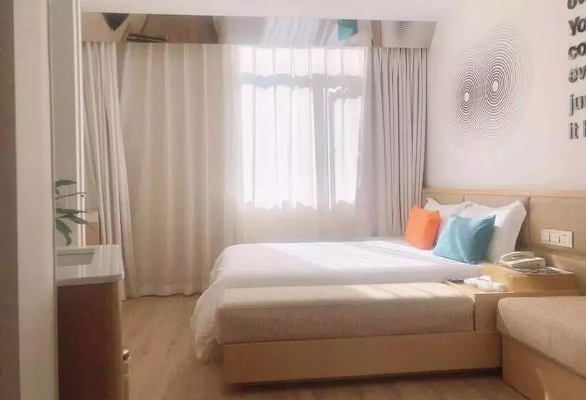 Hotelli Nanjing Goldstar