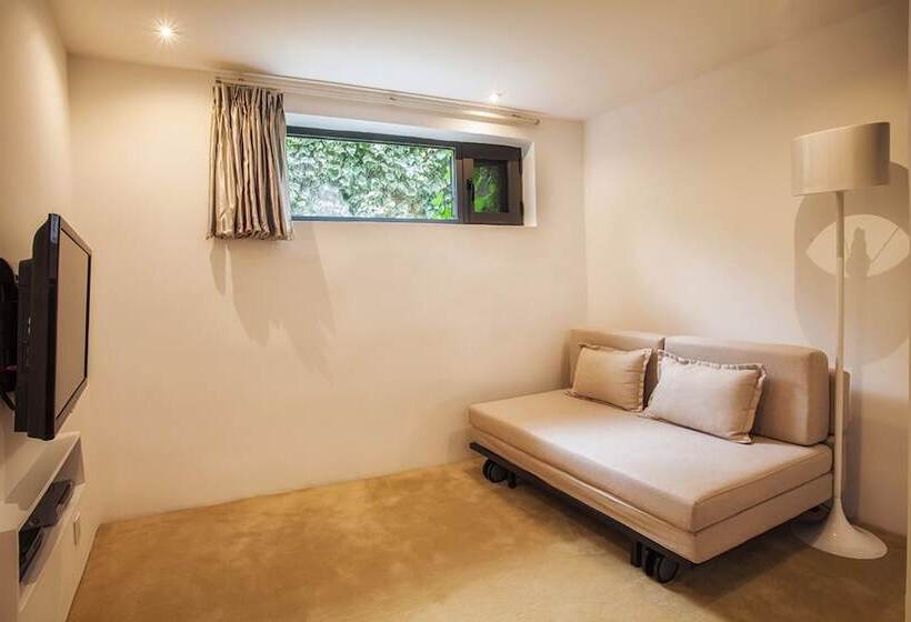 فندق The Bivou Lijiang