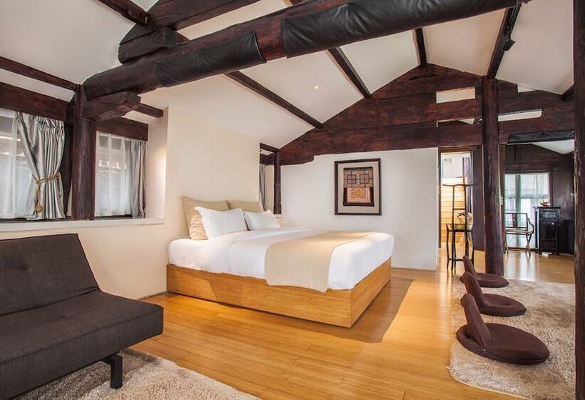 فندق The Bivou Lijiang