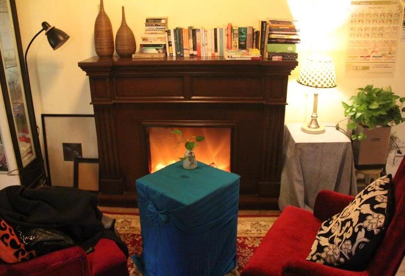 Huangshan Ancient Town Youth Hostel