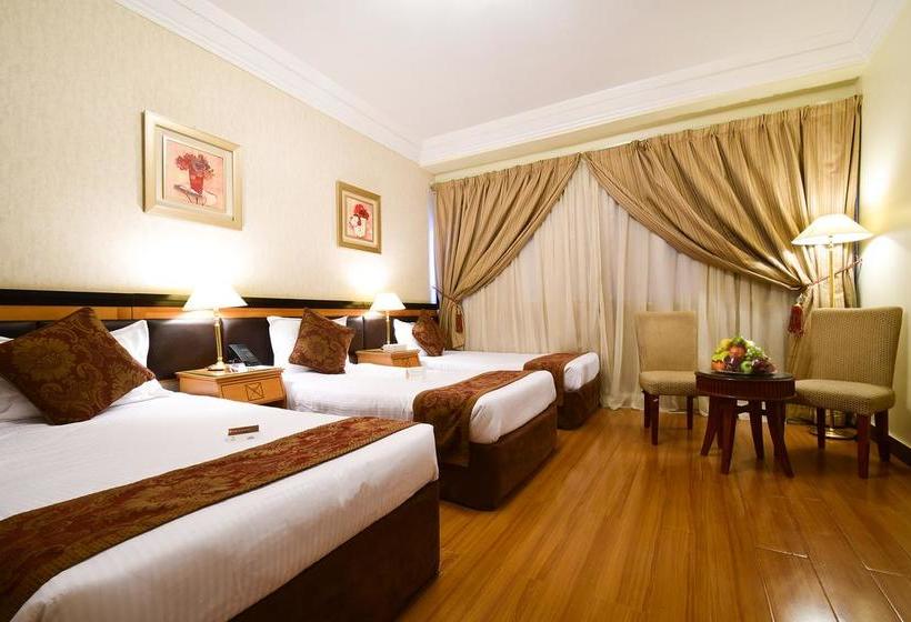 בית מלון כפרי Al Ansar Golden Tulip