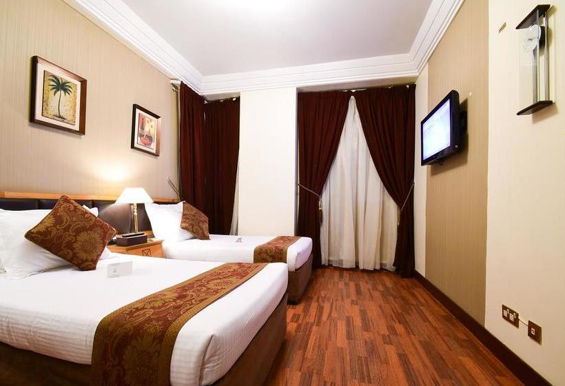 בית מלון כפרי Al Ansar Golden Tulip