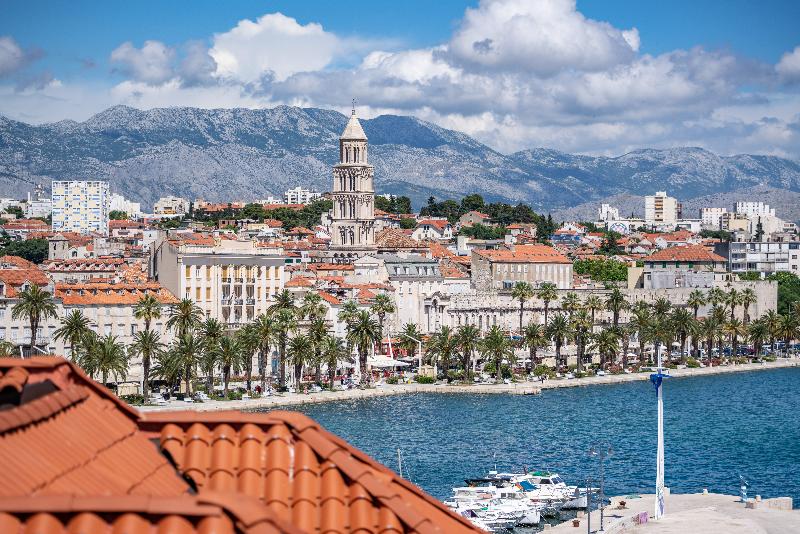 Galeria Valeria Seaside Downtown