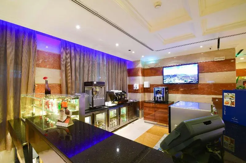 هتل Al Ansar Golden Tulip