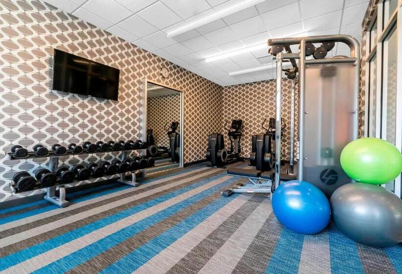 فندق Aloft Newport On The Levee