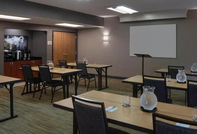 ホテル Courtyard By Marriott Jacksonville At The Mayo Clinic Campus/beaches