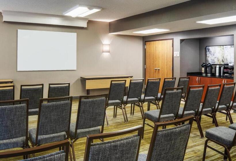 هتل Courtyard By Marriott Jacksonville At The Mayo Clinic Campus/beaches