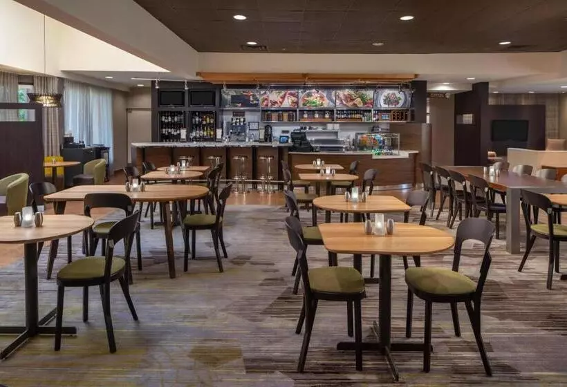 ホテル Courtyard By Marriott Jacksonville At The Mayo Clinic Campus/beaches