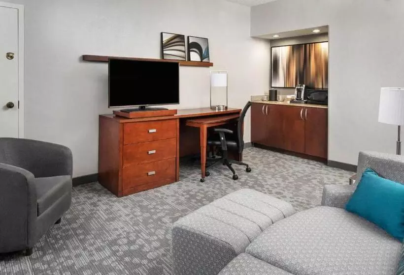 ホテル Courtyard By Marriott Jacksonville At The Mayo Clinic Campus/beaches
