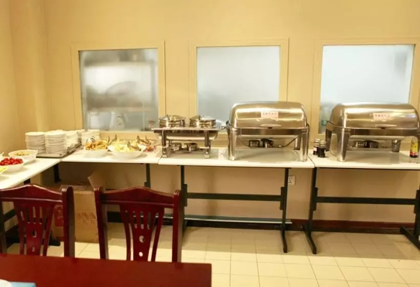 Hotelli Greentree Inn Jiangsu Zhenjiang Gaotie Wanda Square Express
