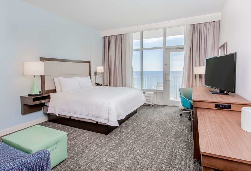 Отель Hampton Inn & Suites Panama City Beachbeachfront