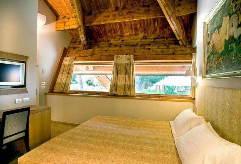 호텔 La Bussola Beach