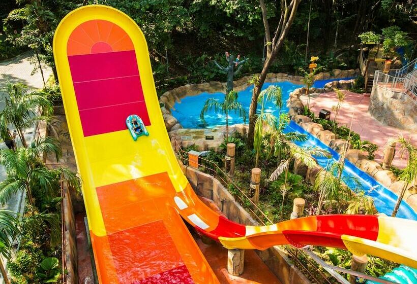 בית מלון כפרי Sunway Lagoon