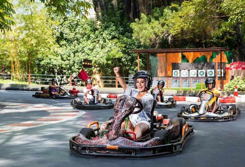 בית מלון כפרי Sunway Lagoon