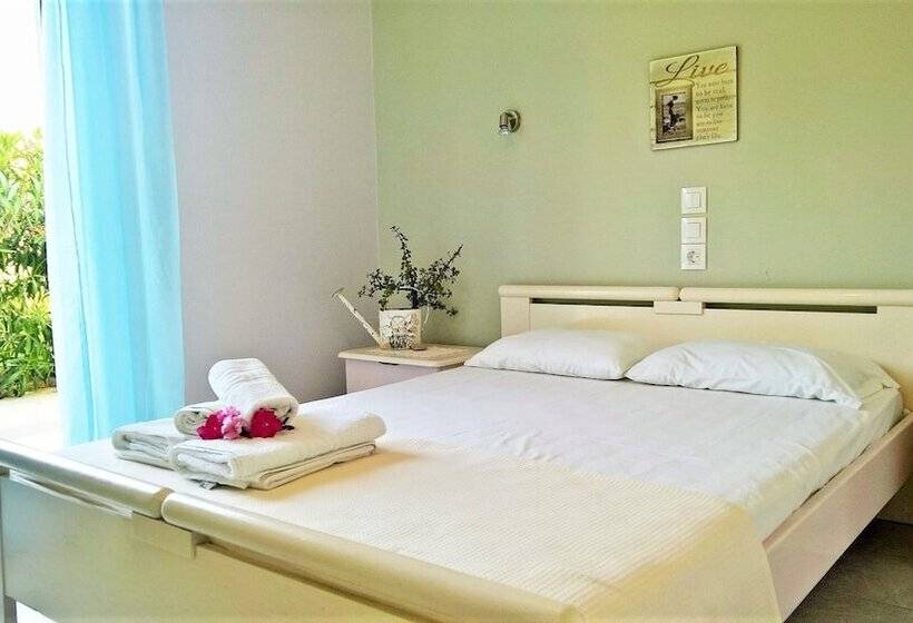 Aloni Studios And Apartments