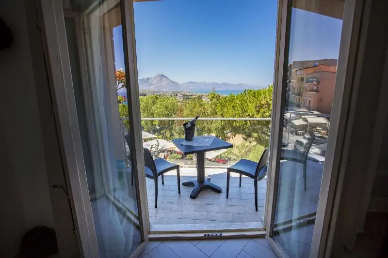 تختخواب و صبحانه Belvedere Rent Rooms