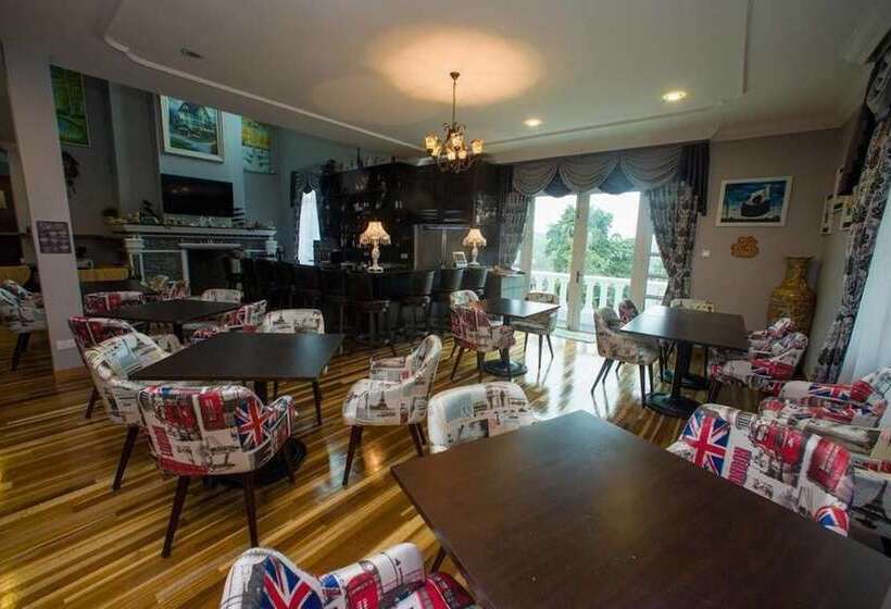 ベッドアンドブレックファースト Smurf Inn Homestay