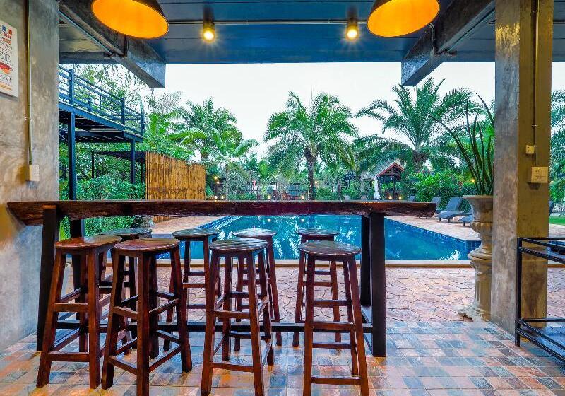 Отель Capital O 727 Be One Resort