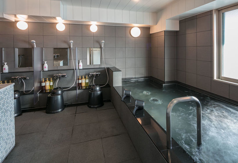 בית מלון כפרי Capsule Resort Kyoto Square