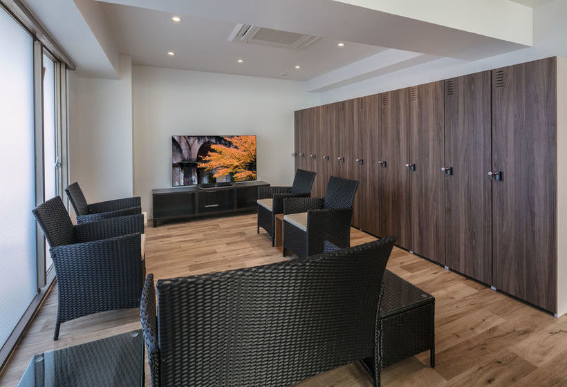 בית מלון כפרי Capsule Resort Kyoto Square