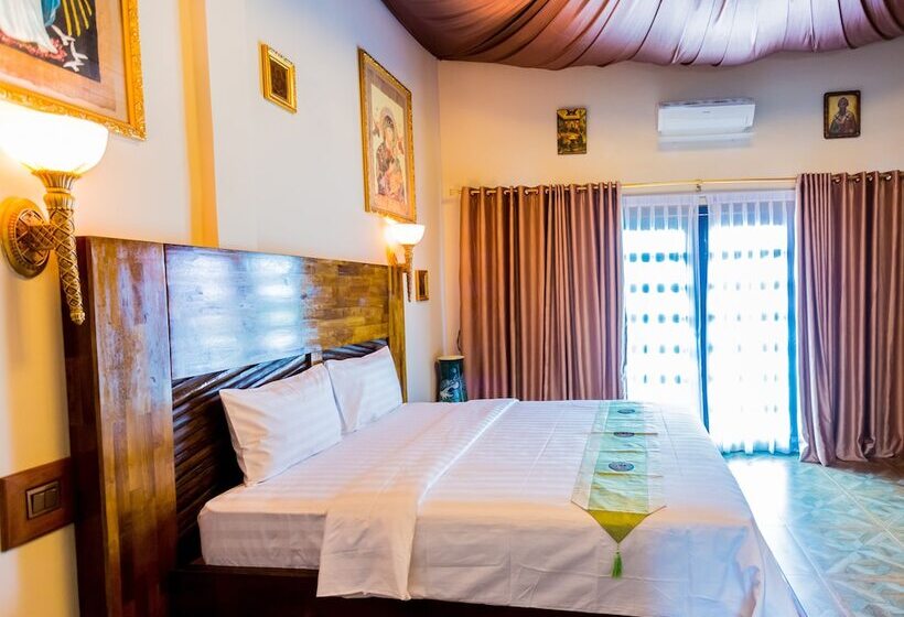 בית מלון כפרי Domrai Boutique Resort