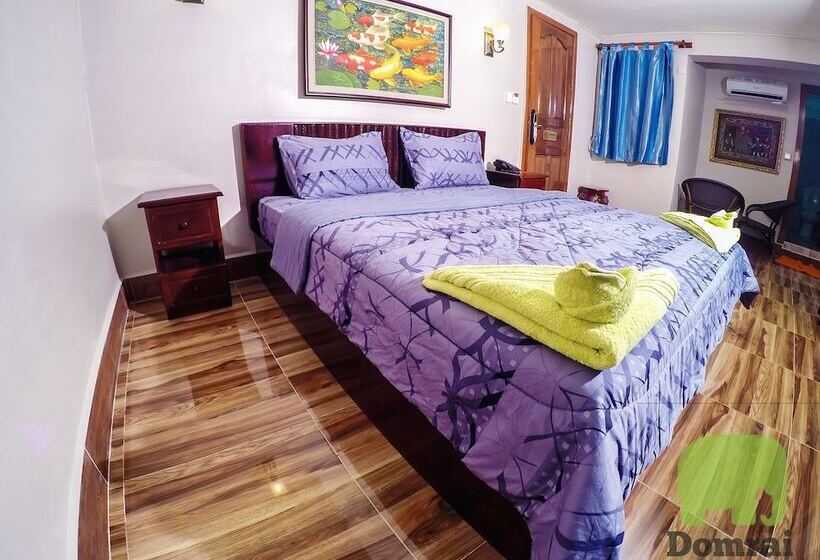 בית מלון כפרי Domrai Boutique Resort