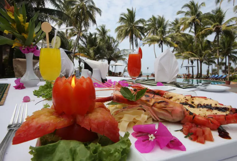 Myanmar Treasure Resort Ngwe Saung