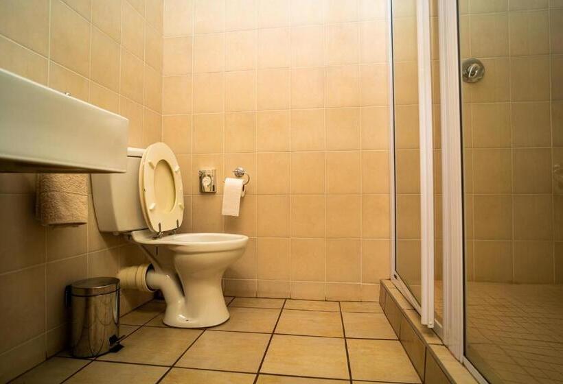 بنسيون 17 On 13th