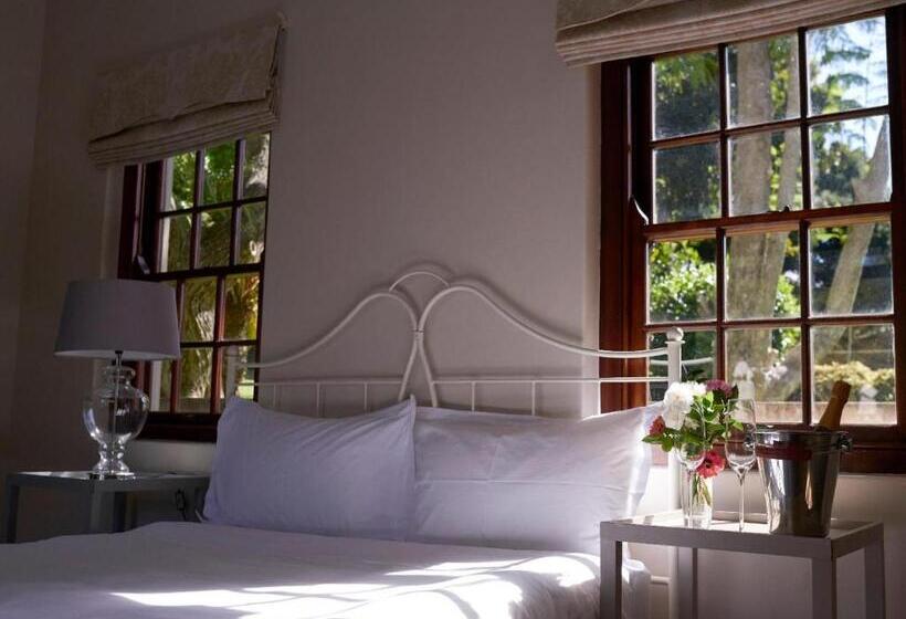 Пансион Ibis House