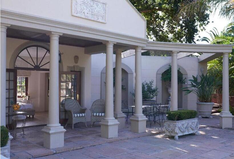 Пансион Ibis House