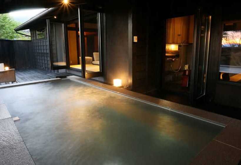 Ryokan Gekkoju Kurokawa