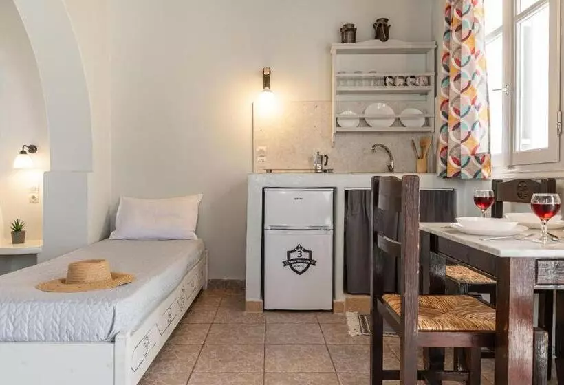 ホテル Michalios Luxury Apartments