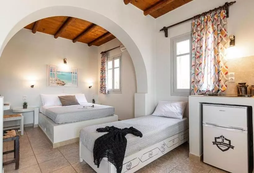 ホテル Michalios Luxury Apartments