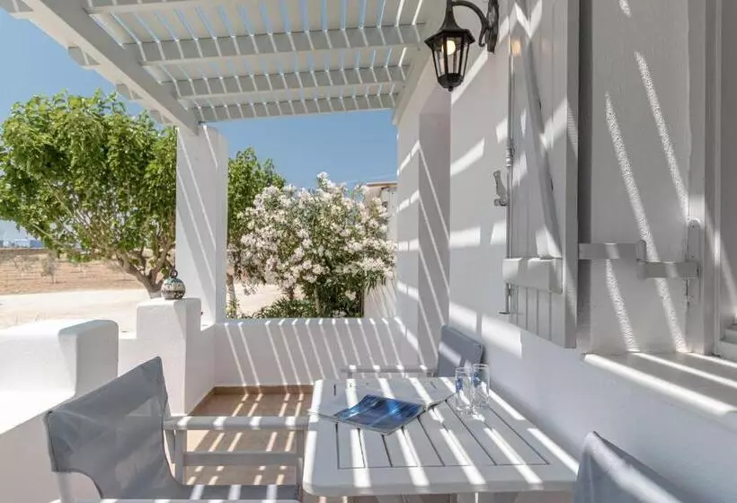 ホテル Michalios Luxury Apartments