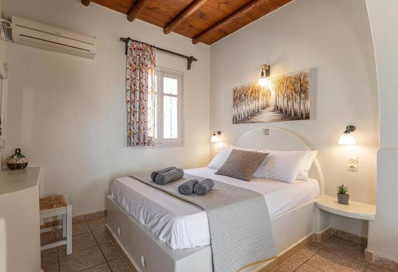 בית מלון כפרי Michalios Luxury Apartments