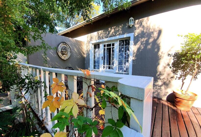 Bed & Breakfast Waterhouse Guest Lodge In Muckleneuk