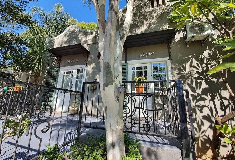 Bed & Breakfast Waterhouse Guest Lodge In Muckleneuk