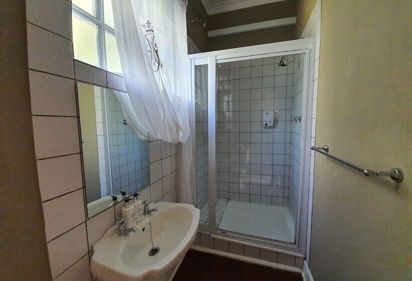 Bed & Breakfast Waterhouse Guest Lodge In Muckleneuk