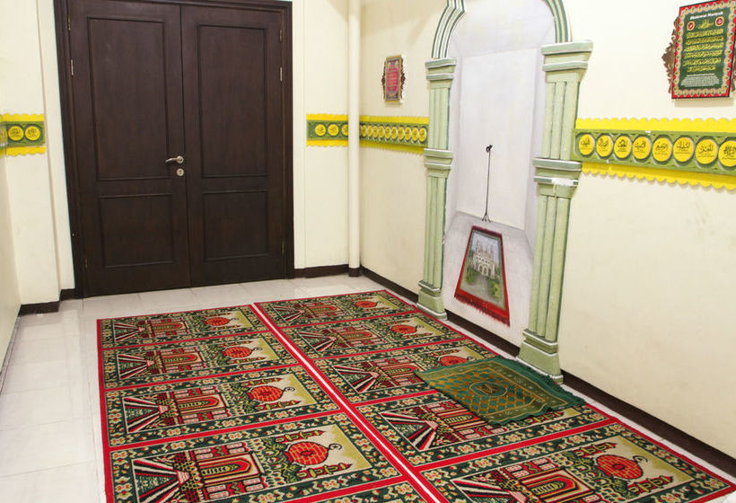 Szálloda Airy Alun Alun Malang Aries Munandar 41