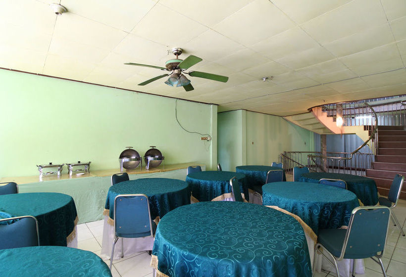 هتل Airy Syariah Hm Bafadhal Sungai Asam Jambi